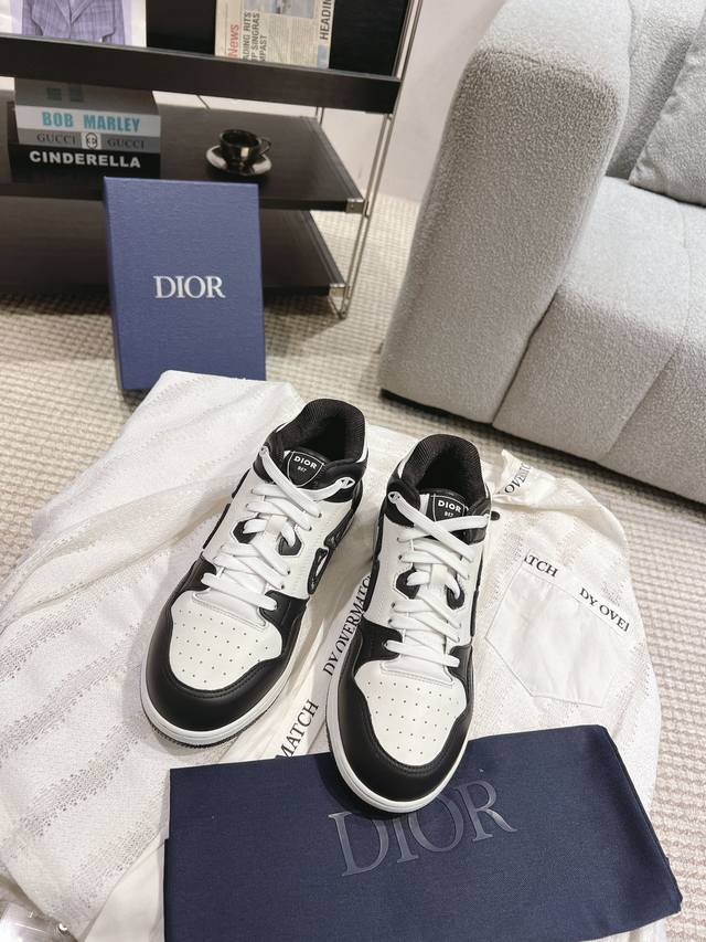 Men's 10 Top-tier Dio B57 series casual sneakers for couples, made from origina