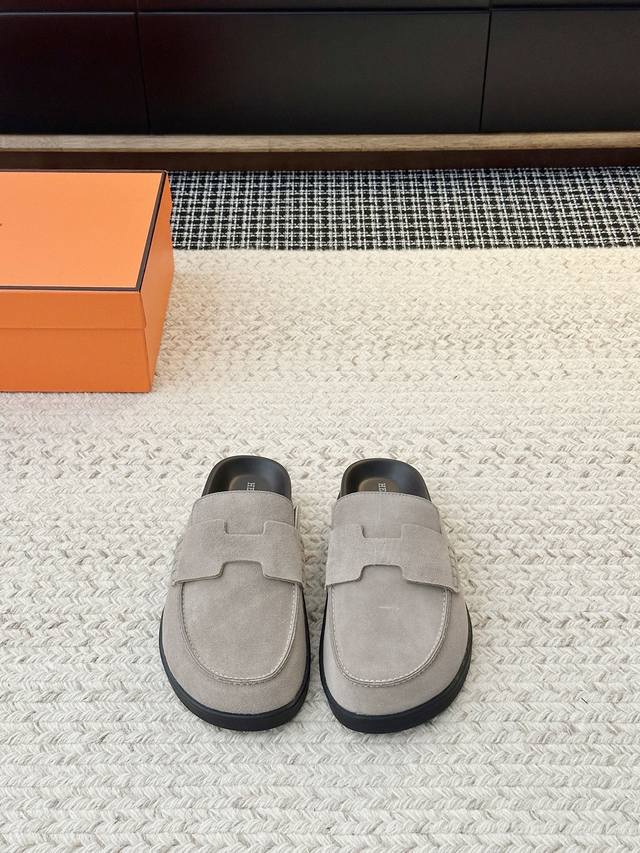 New Spring/Summer Suede Birkenstock Slippers. This year's hottest Birkenstock sh