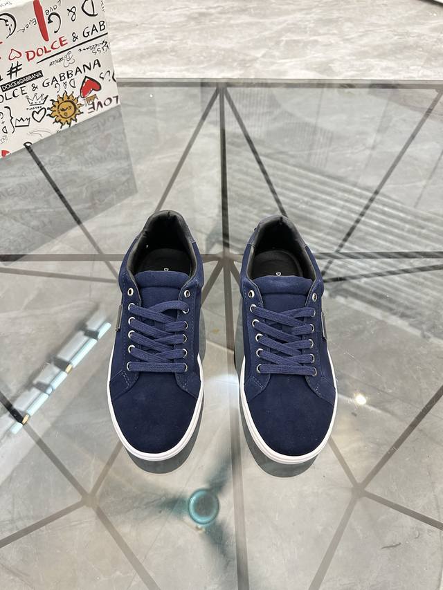 Price: Trademark: Dg* Dolce & Gabbana* Low-top Casual Shoes True to Size: 38-45