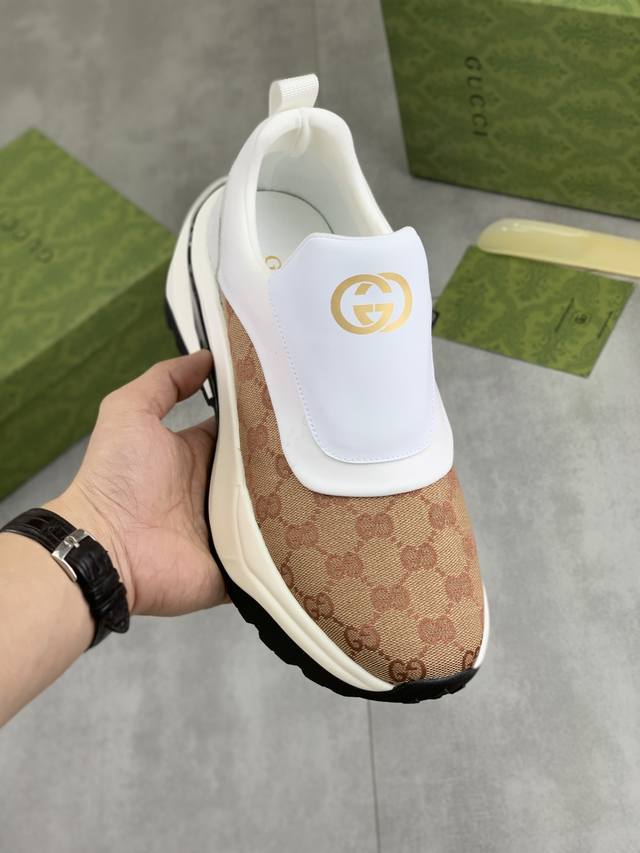 Factory direct price men's sports shoes original single Gucci official website