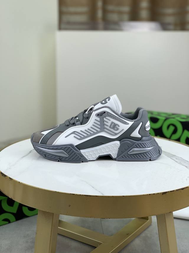 Factory direct price for men's sports shoes, original quality, top-tier quality