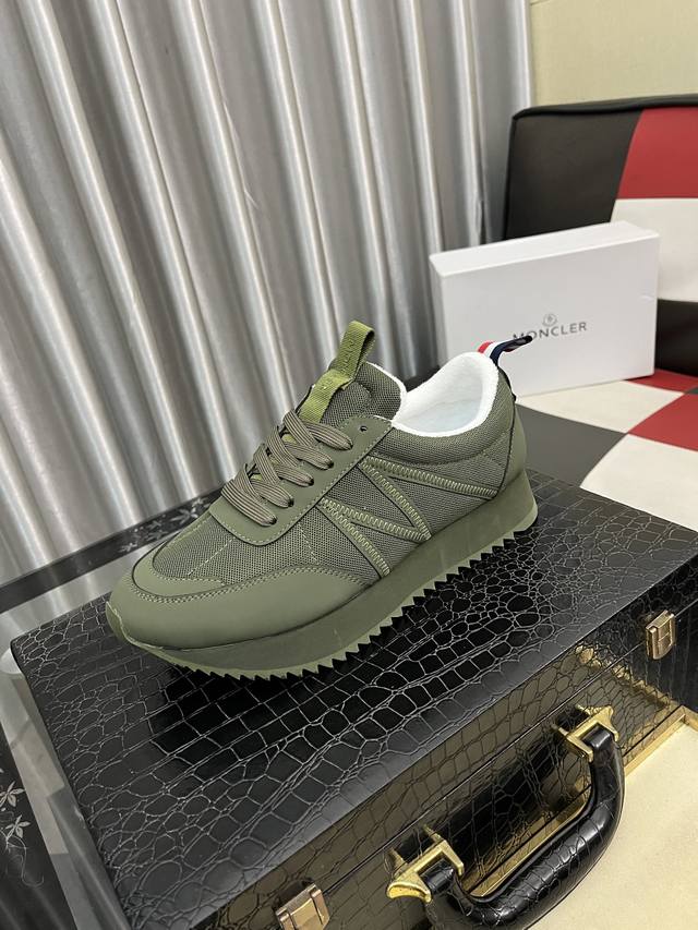 Factory direct price: Moncler Men's Casual Shoes 2025Z, available in sizes 36-4