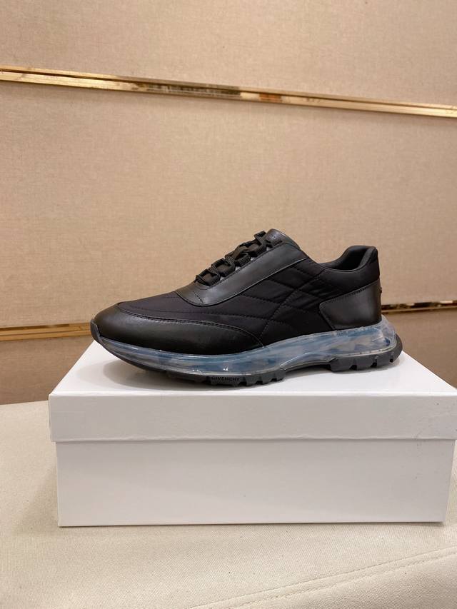 Factory direct price GIVENCHY new style, same as in boutiques, a must-have! A pe