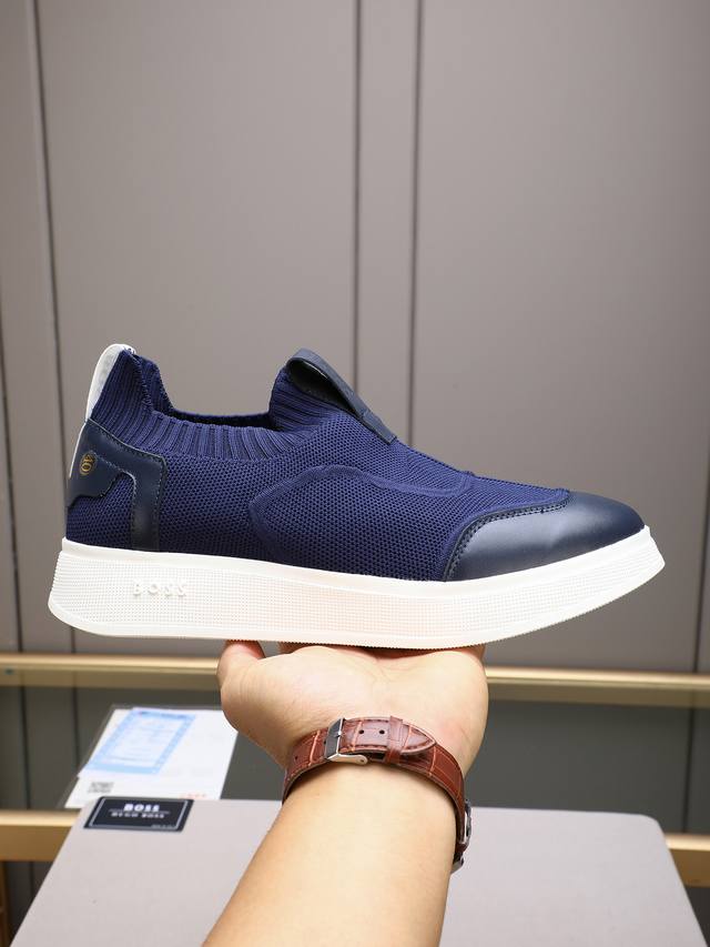 New Boss Men's Slip-on Casual Sneakers for Autumn. The upper is made of importe