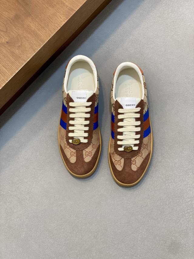 Gucci Couple Style - Top-Quality Version, Gucci Hot Selling Item, Available Now