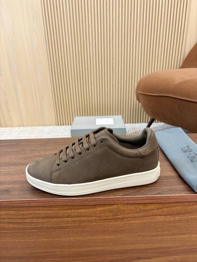 Factory direct price women's shoes and athletic shoes, original Tom Ford classi