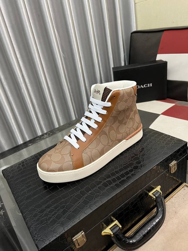 Factory Price (pp): Coach exclusive new men's low-top casual lace-up sneakers, a