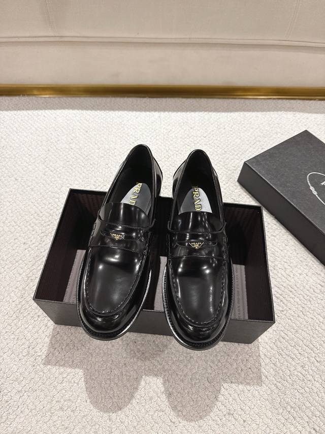 Prada New Men's Slip-on Loafers - Available Now! Made in Dongguan, this high-qu