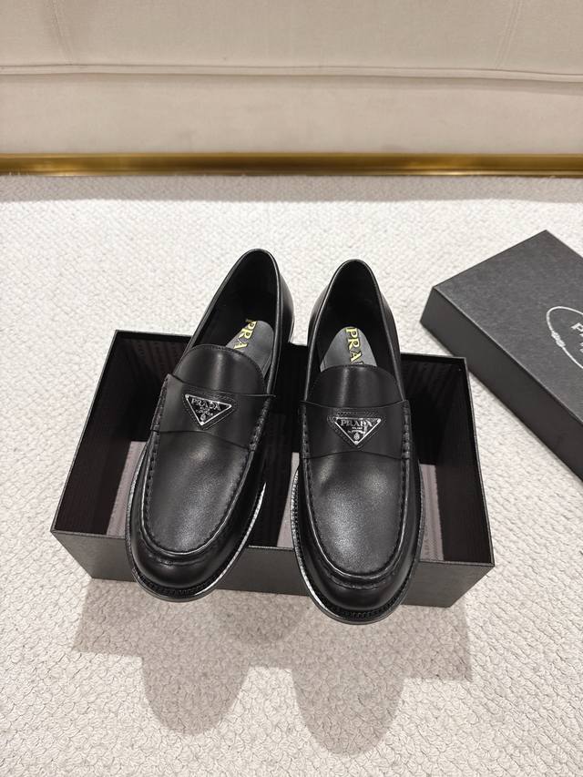 Prada New Men's Slip-on Loafers - Available Now! Made in Dongguan, this high-qu