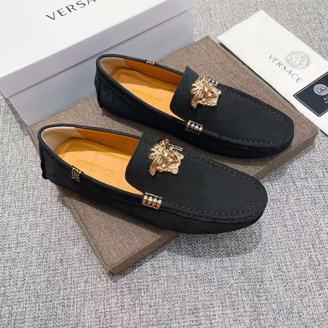 Real Price, Verace, upper made of original Italian suede cowhide with a sexy Med