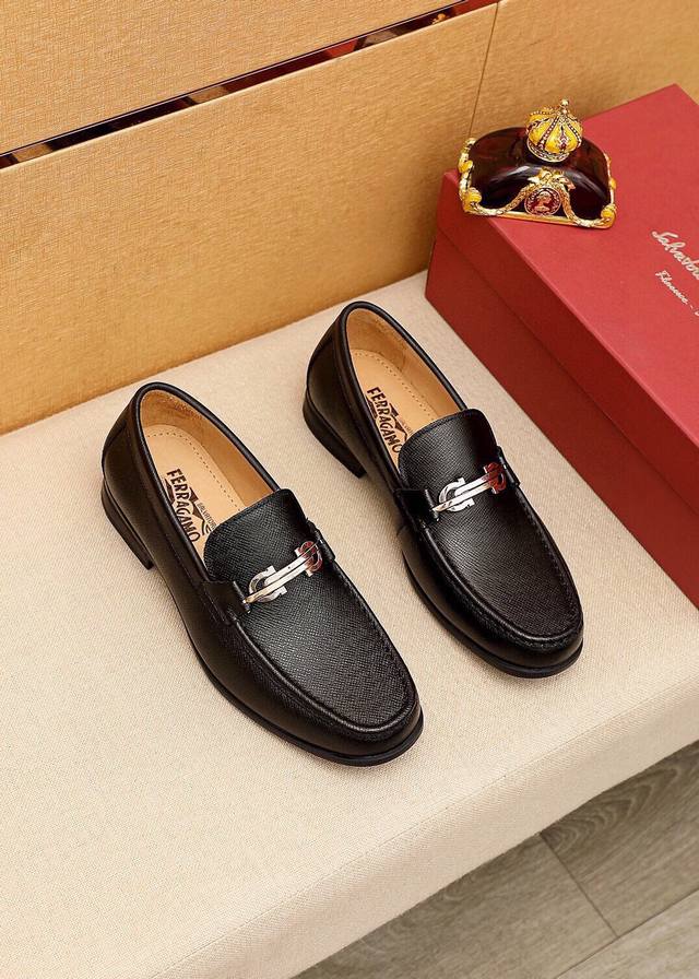 Product Trademark: Ferragamo Casual Leather Shoes True to Size: 38-44, 45 (Custo