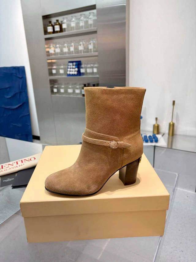 Factory Price pp Official Website Synchronization Valentino