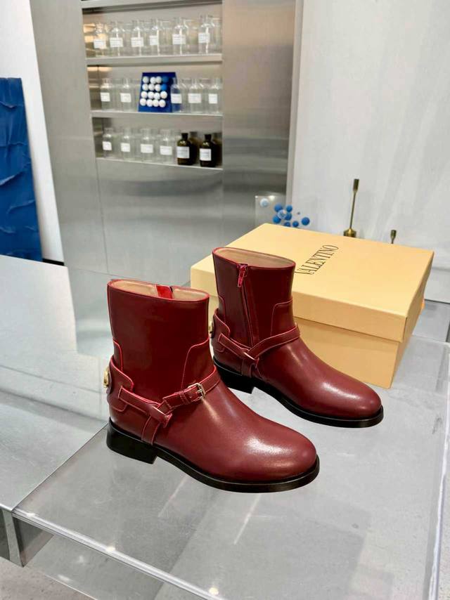 Factory p Official website synchronized Valentino