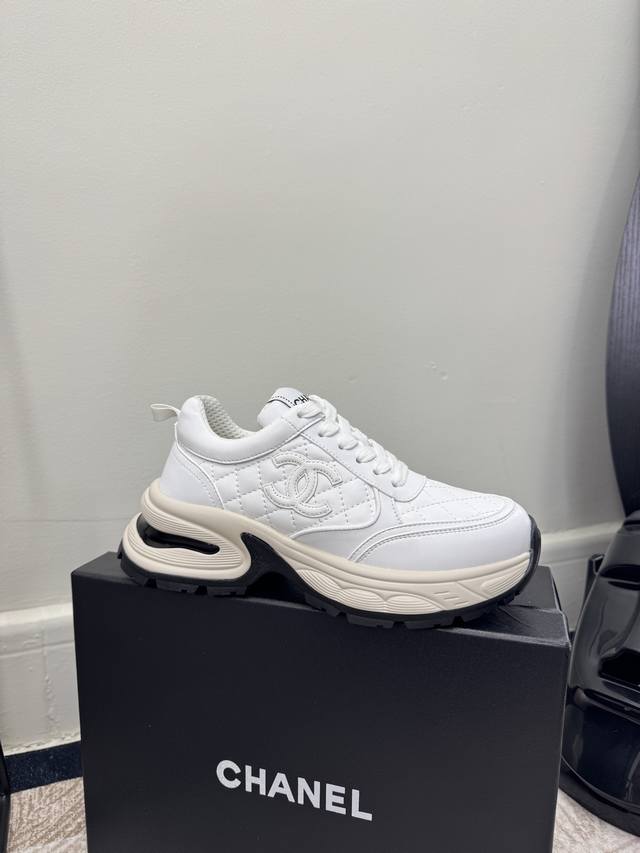 Size:35-41 Chanel 25C New Style Sports Casual Shoes Versatile white sneakers tha