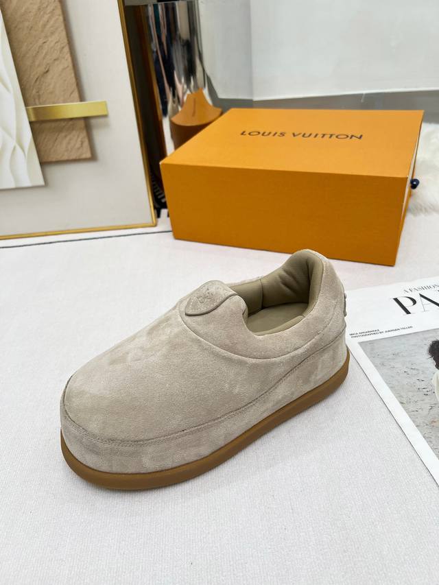 Louis Vuitton LV Autumn/Winter ~ Adorably Chubby, New Yeti Shoe Style! These sup