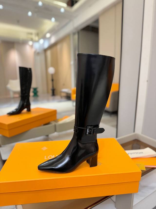 Price p: LV brand autumn/winter 16-inch long boots, updated simultaneously with