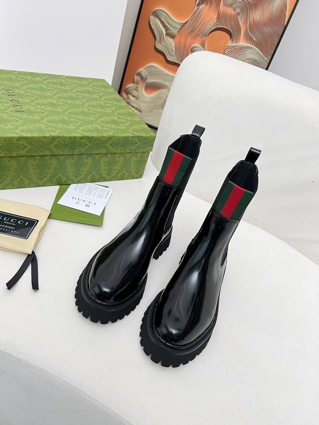 Factory Price (pp): 2025 Latest Gucci Versatile Martin Boots, Easy-on Slip-on,