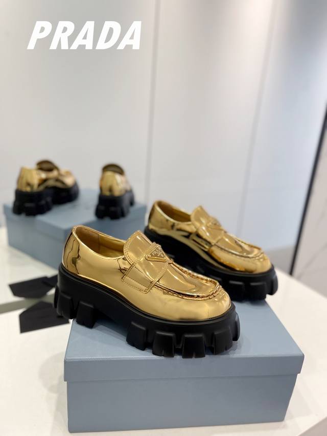 Factory direct price, top-quality Prada classic wheel-style platform sole + cla