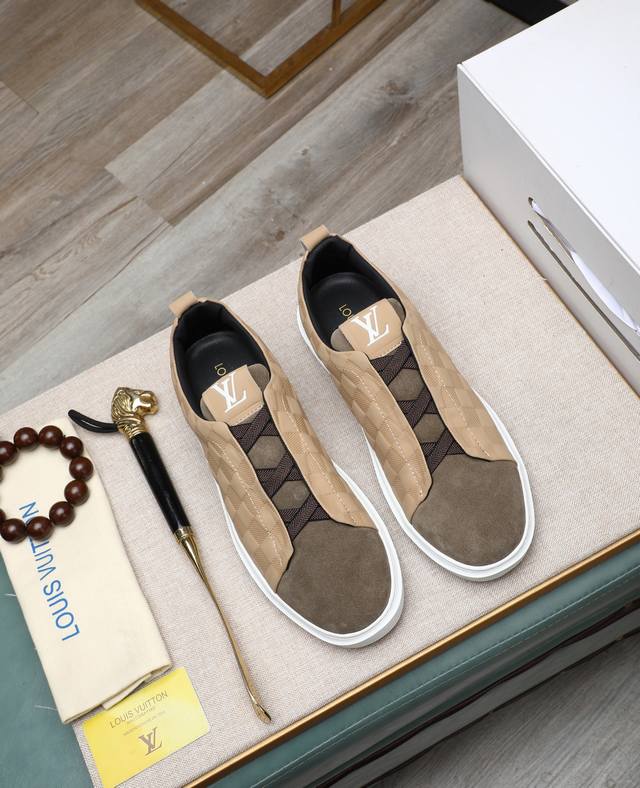 Factory Price p Louis Vuitton 2 New Milan Fashion Show Style, LV Logo, High-End