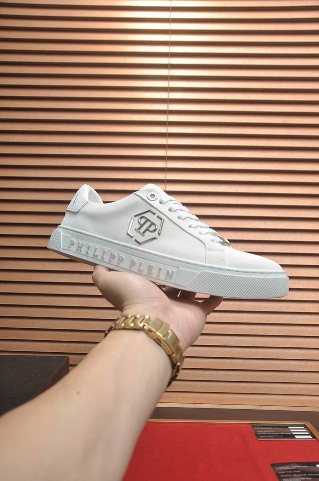 Factory Price Philipp Piein High-Top Leather Jacket with Full Sheepskin Lining.