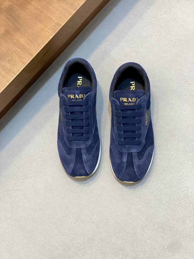 Prada New Men's Patchwork Casual Sneakers These sneakers feature exquisite stit