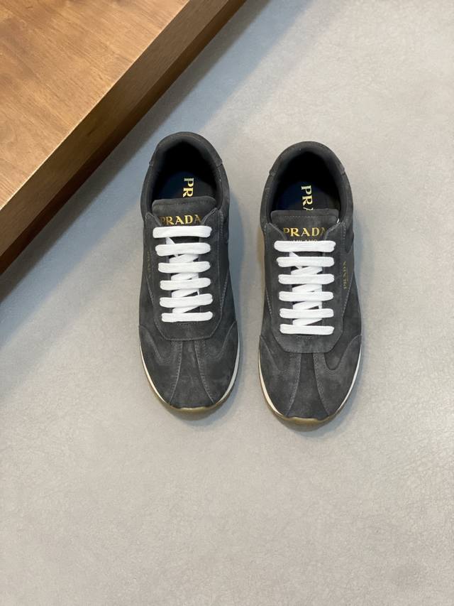 Prada New Men's Patchwork Casual Sneakers ( ) These sneakers feature exquisite