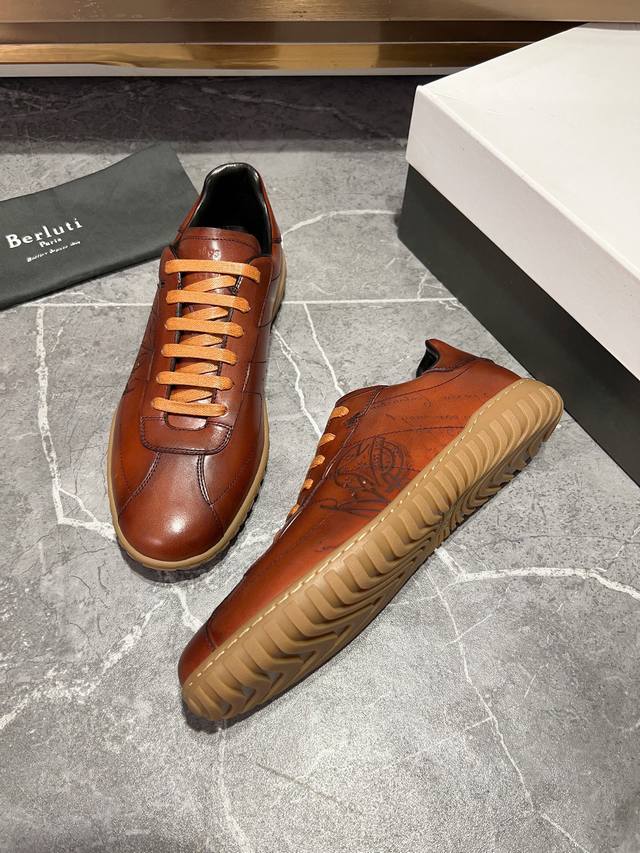 High-version upgrade, the ultimate handcrafted distressed sneaker series. Utili