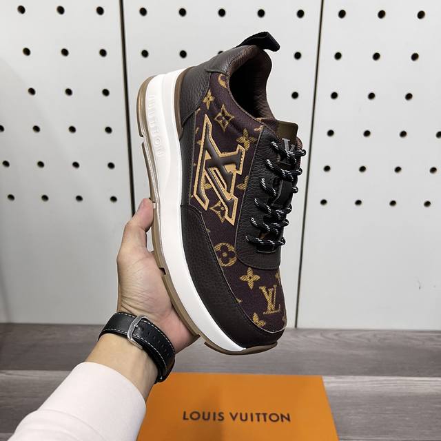 Factory direct price Lv Zhe new casual sports men's shoes, fashionable and vers