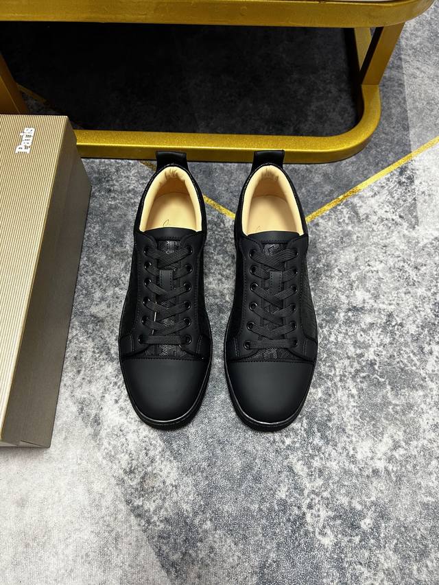 Custom-made price. Christian Louboutin Cl red-soled shoes, boutique series, exc