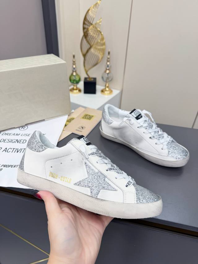Factory Price p The most classic star-patterned distressed sneakers Golden Goose