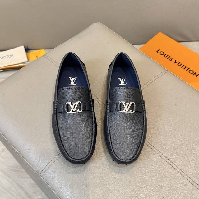 Factory direct price LV men's loafers 2025 official website synchronized with t