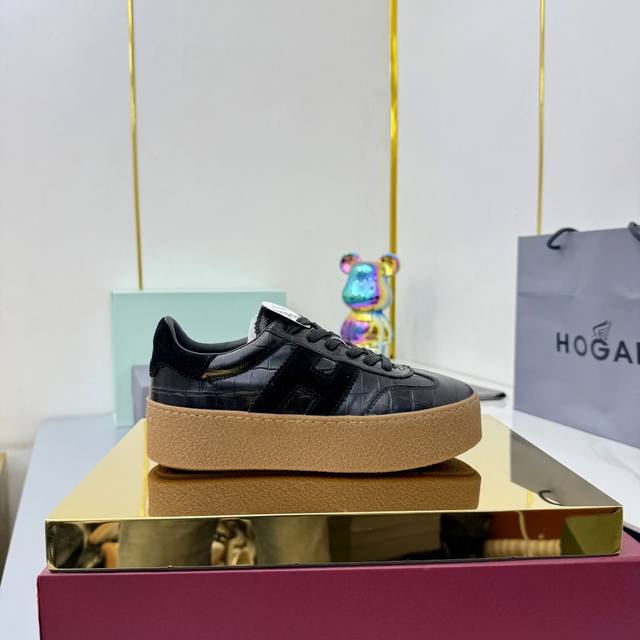 Top Version: Women's Hogan H698 Platform Series Thick-Soled Casual Sports Shoes