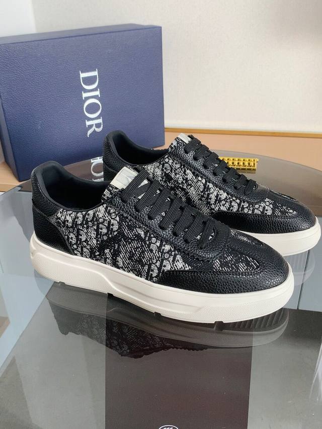Factory direct price Dior men's new genuine leather casual shoes, the highest q