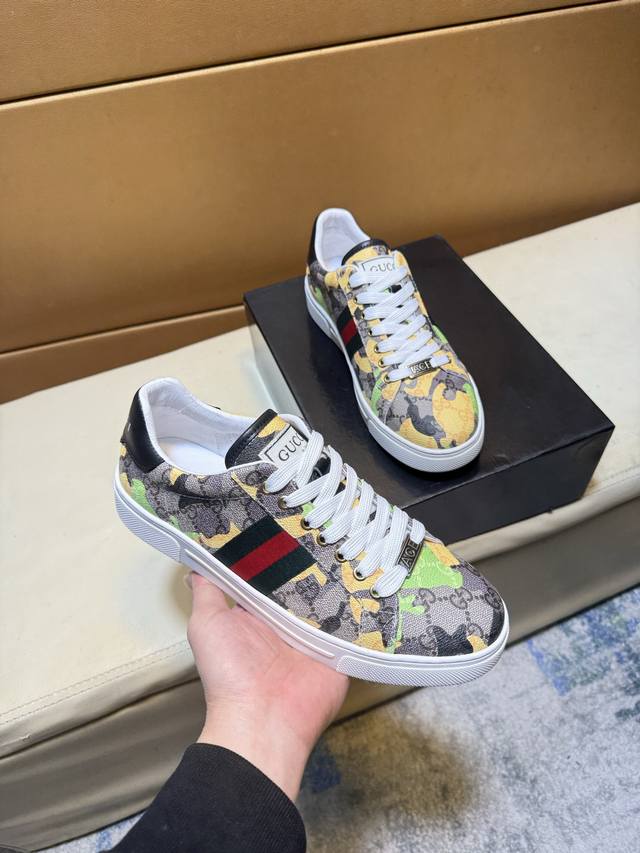 Original quality, exclusive first release, Gucci unique modern style sneakers. C