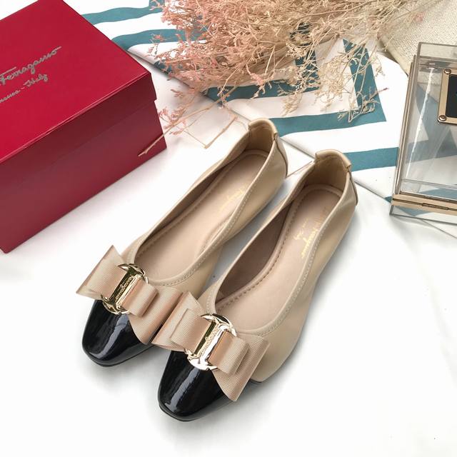 Factory Price p Women's Sports Shoes Original Ferragamo Driving Shoes, made of i