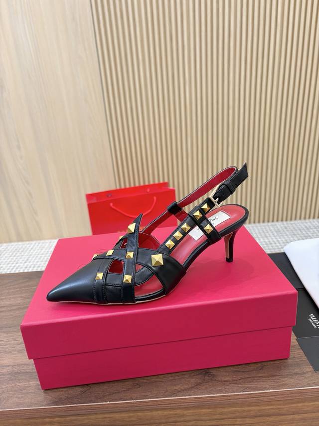 Factory direct price women's shoes and sportswear original top-quality version