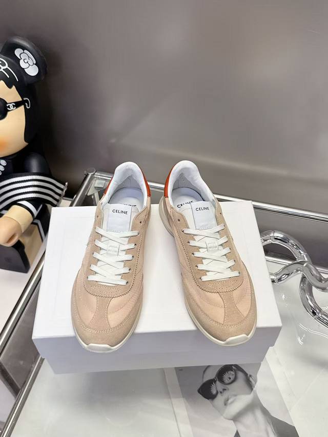 Factory direct price women's shoes and sportswear original. New color. Sizes 35