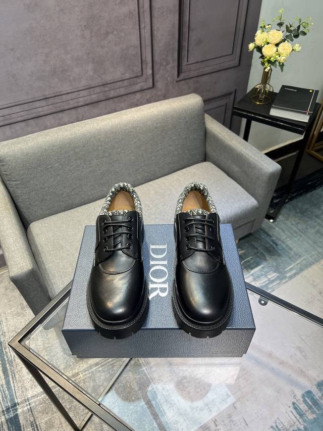 D brand's latest men's business casual boots. Luxury and prestige are a given.