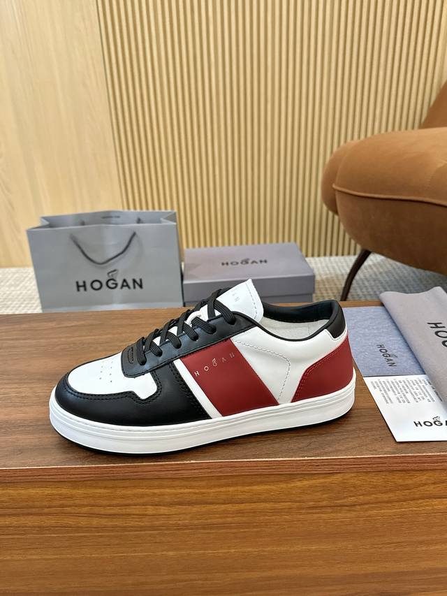 Hogan's newest hot item is here! The Hogan H-TV series athletic casual shoes fea
