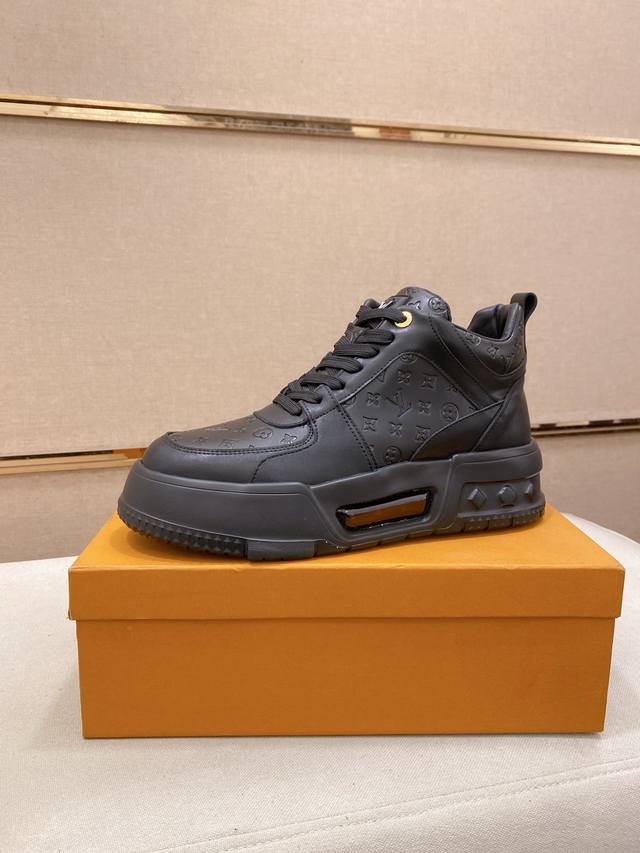 Factory direct price. Gucci official website latest casual and fashionable men'