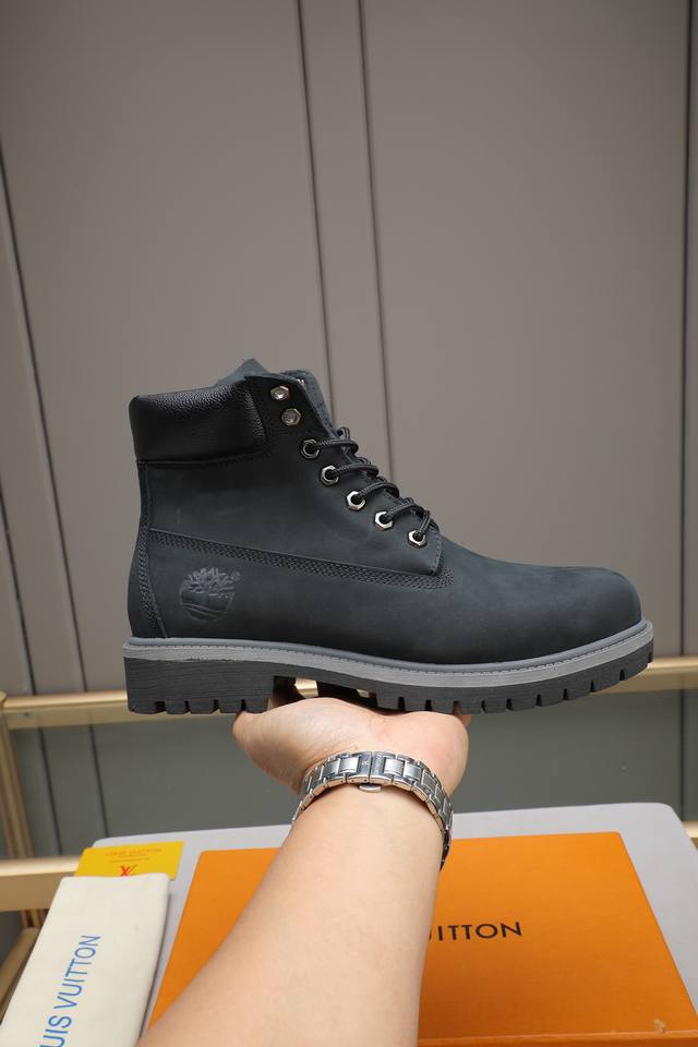 Louis Vuitton Ss25 Lv New Thick-Soled Lace-Up Men's Casual High-Top Ankle Boots.