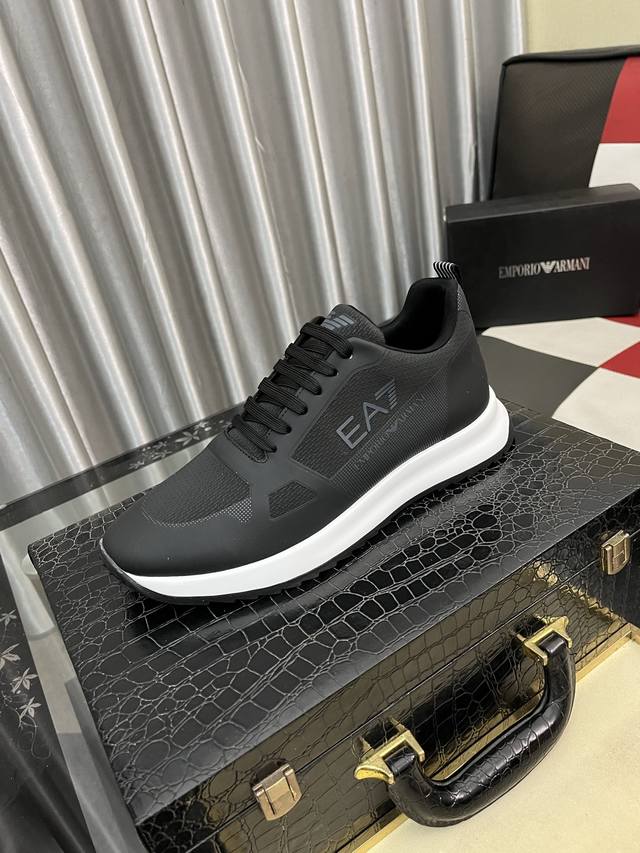 Factory Price (pp): Armani's latest casual shoes are hot-selling, same style as