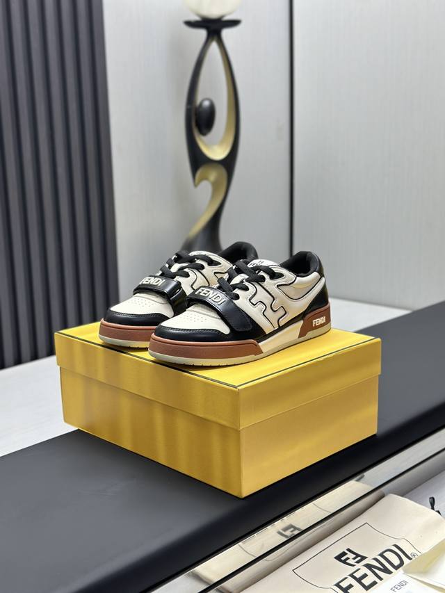 Factory Top-Tier Version Fendi Early Spring Runway Collection Capsule Series. E