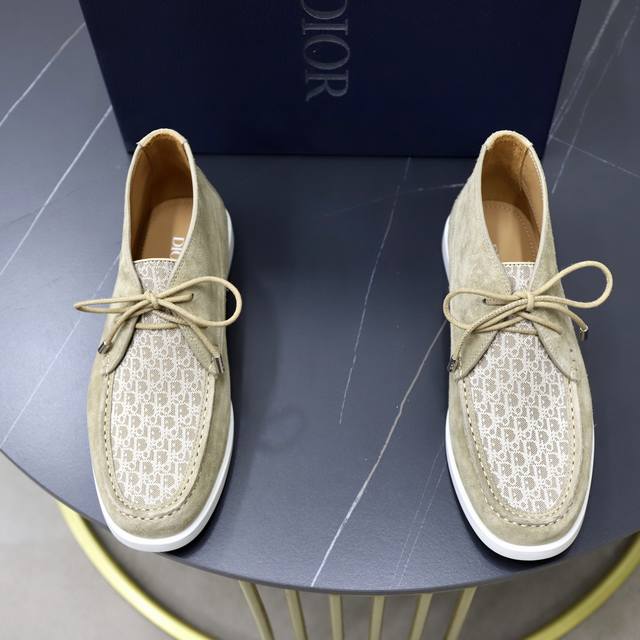 Factory Price (pp): R Dior. Dior's new casual sneakers define your fashion steps