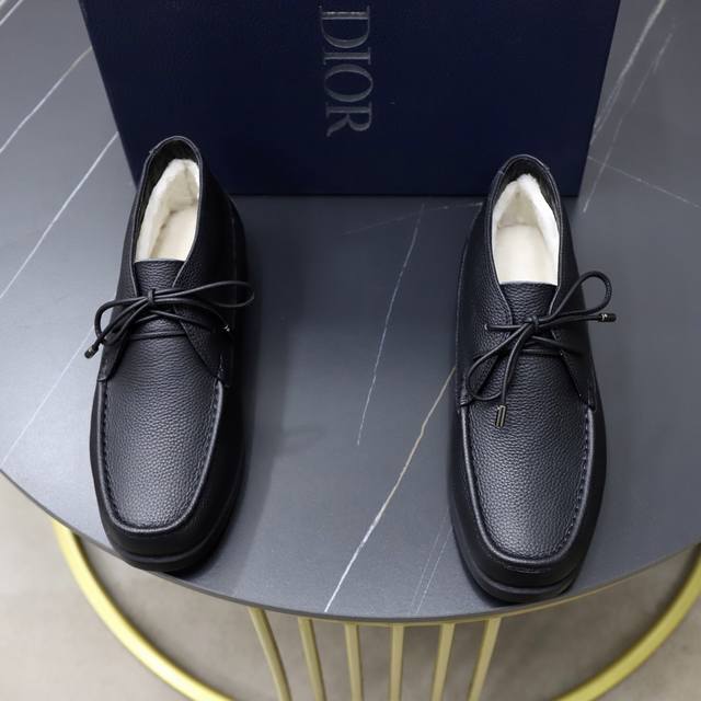 Factory Price (pp): R Wool Lining Dior. Dior's new casual sneakers define your f