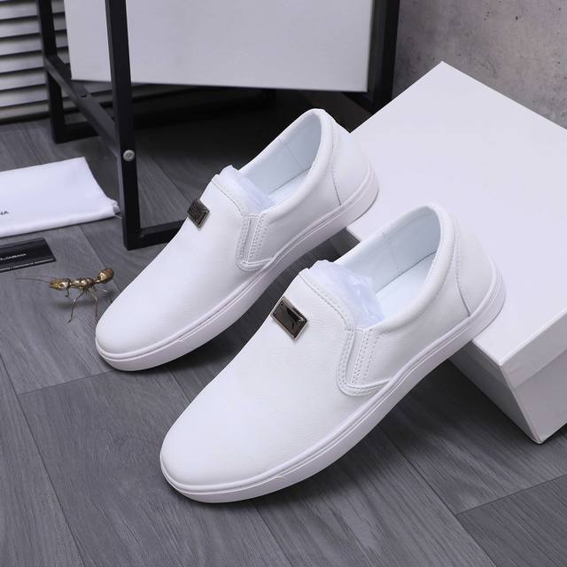 Product Trademark: Dg Dolce & Gabbana Casual Slip-on Shoes True to Size: 38-46 4
