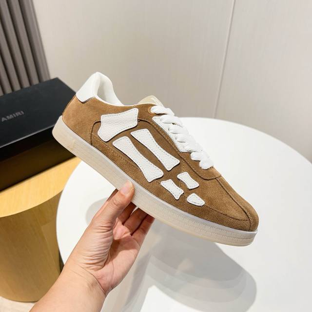 Factory direct price new Amiri trendy shoes, low-top casual sports shoes, celeb