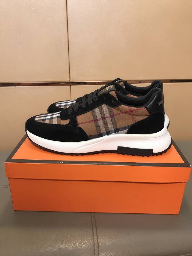 Factory Price p Burberry's latest casual and fashionable men's shoes, a popular