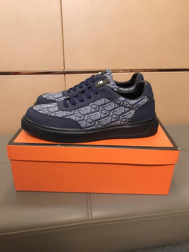 Factory Price p Dior's hot-selling men's shoes, the latest high-end brand series