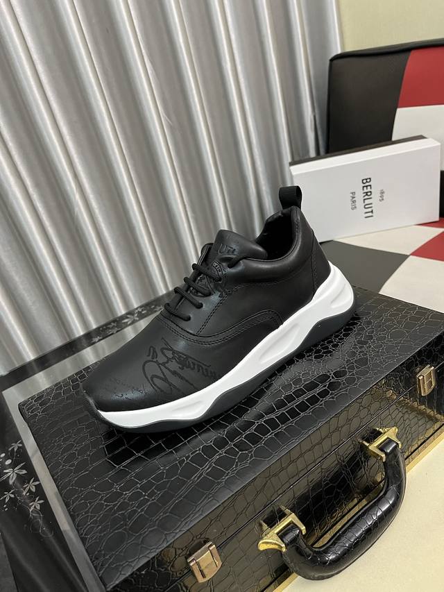 Factory Price (pp): Berlui hand-rubbed casual leather shoes, featuring imported